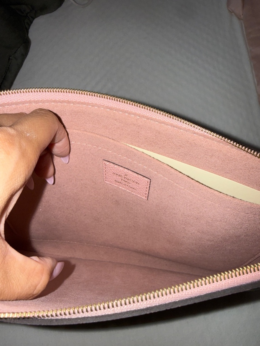 Louis Vuitton Brown Monogram Clutch with Pink Trim - Picture 3 of 5
